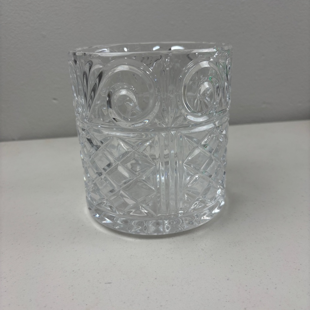 Elegant crystal/glass ice bucket, container, intricate, no lid or tongs